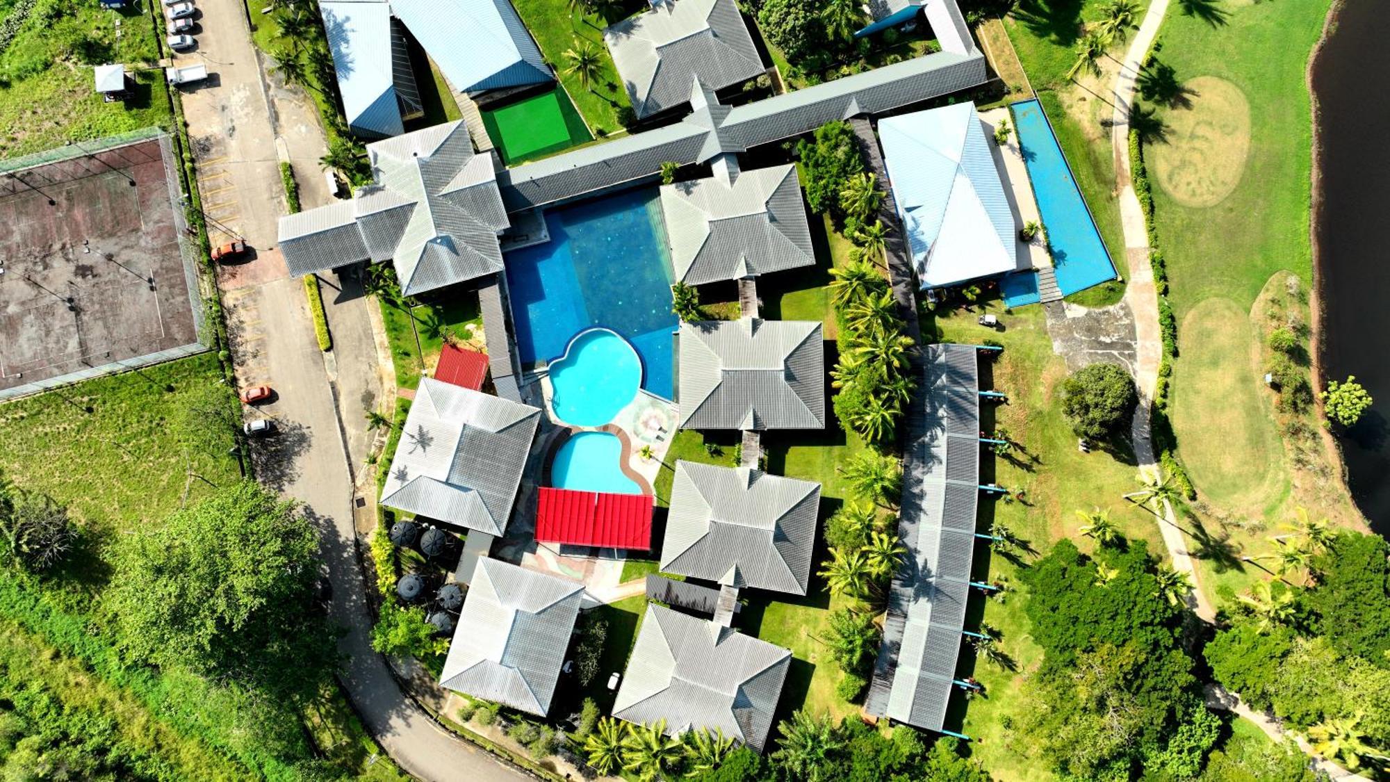 Artitaya Borneo Golf & Resort 帕帕尔 外观 照片