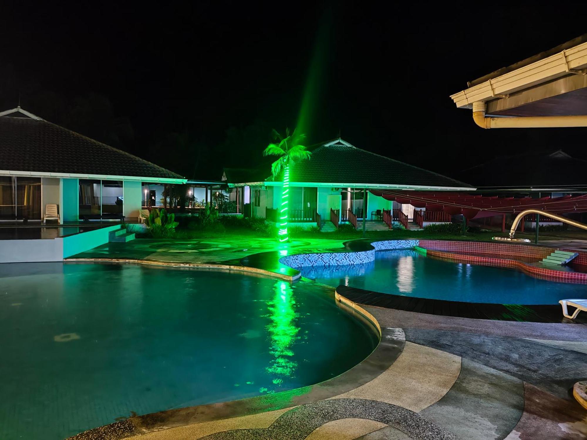 Artitaya Borneo Golf & Resort 帕帕尔 外观 照片